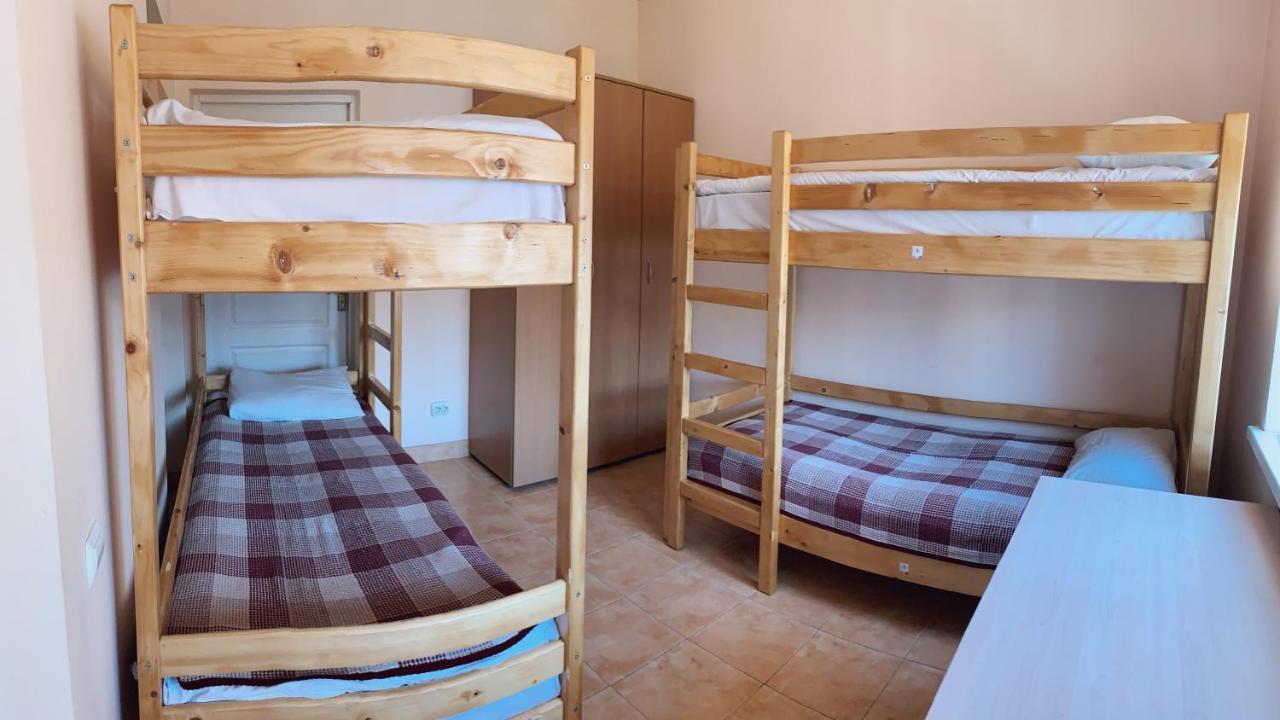 Auberge de jeunesse У Поттера à Ternopil Extérieur photo