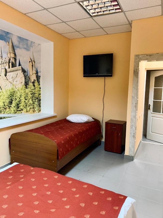Auberge de jeunesse У Поттера à Ternopil Extérieur photo