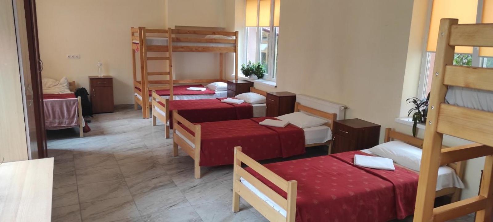 Auberge de jeunesse У Поттера à Ternopil Extérieur photo