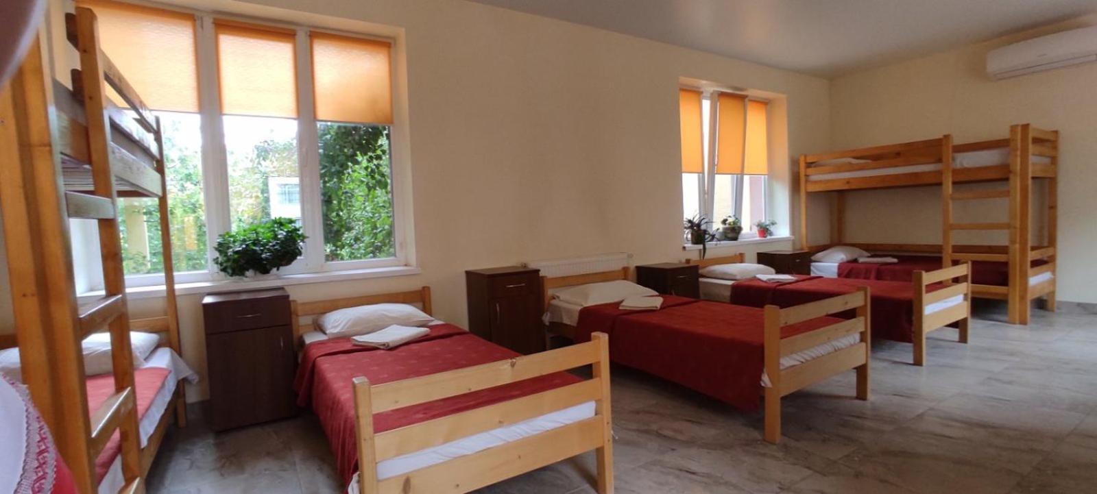 Auberge de jeunesse У Поттера à Ternopil Extérieur photo