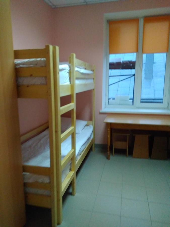 Auberge de jeunesse У Поттера à Ternopil Extérieur photo